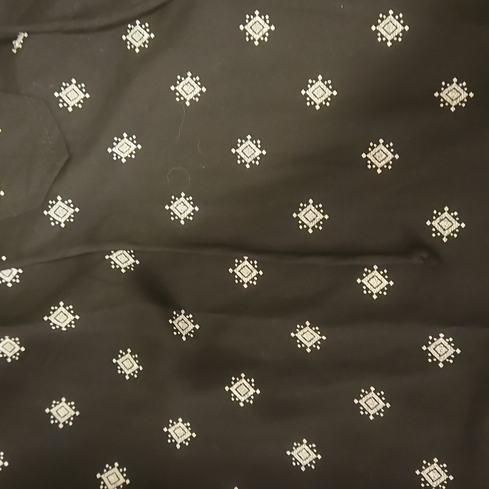 Old Navy Black and White Patterned Sleeveless Dress - Picture 4 of 6